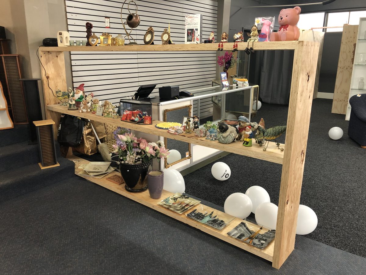 Retail display fixtures, Wairarapa